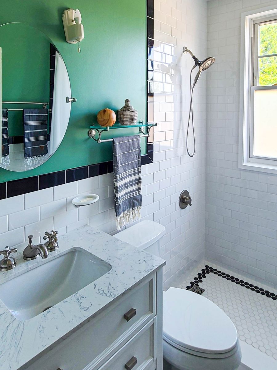 Modern Bathroom With Green Accent Wall And White Tile